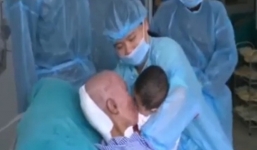 Clip: Phút tỉnh lại của chiến sĩ duy nhất sống sót trong vụ rơi trực thăng Mi17